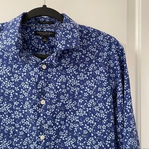 Banana Republic Mens Blue Vine Button Down Shirt Size Small S